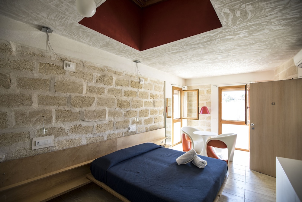 Superior Triple Room photo 2