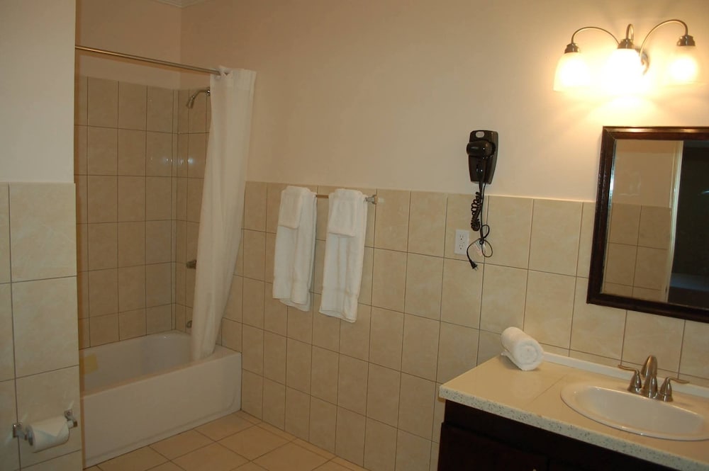 Deluxe Room, Balcony, Beach View