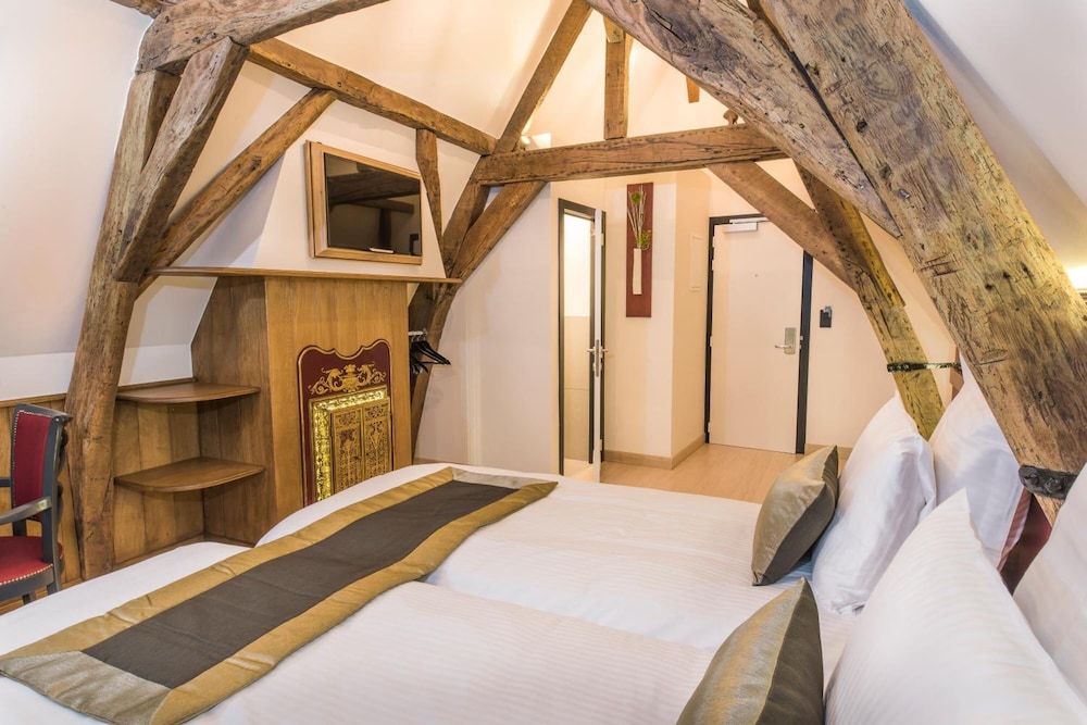 Romantic Twin Room photo 3