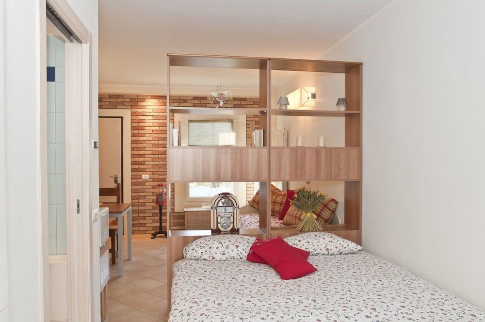 Studio, 1 Queen Bed photo 1