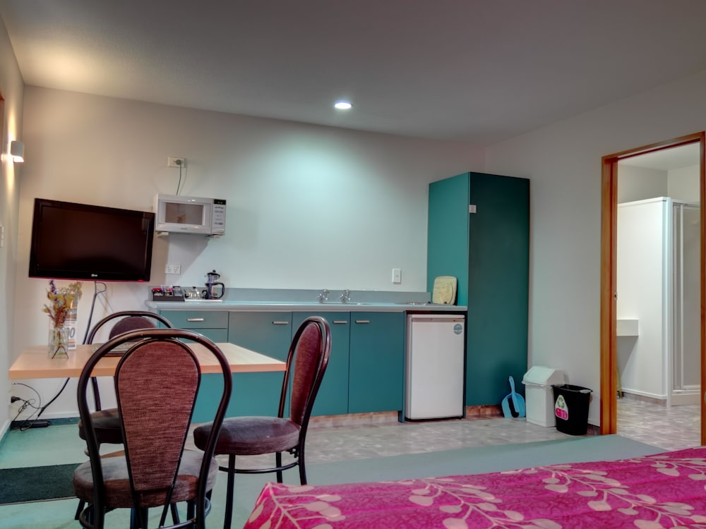 1 Bedroom Family Unit photo 2