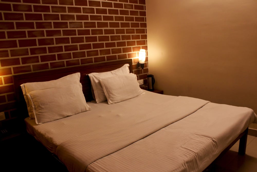 Standard Double Room photo 3