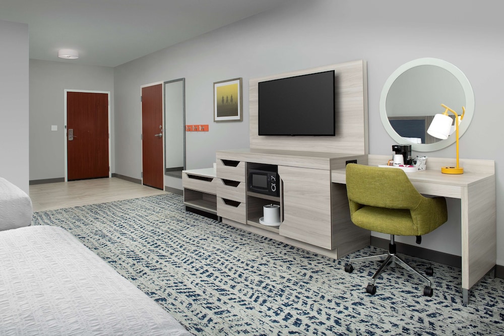 Room, 1 King Bed, Accessible