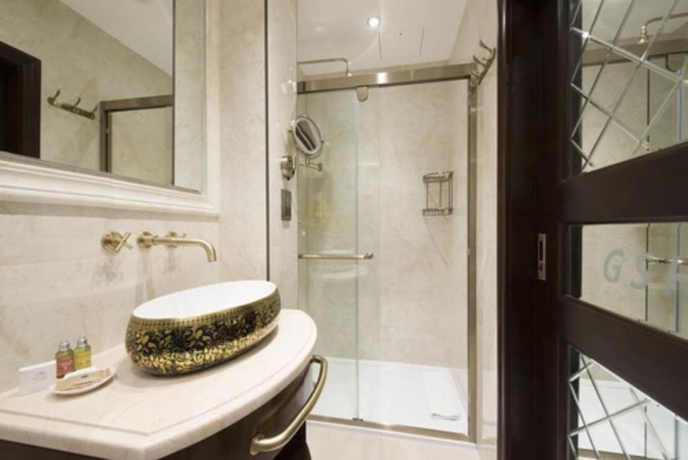 Superior Double or Twin Room (Blenheim Junior Suite) photo 3