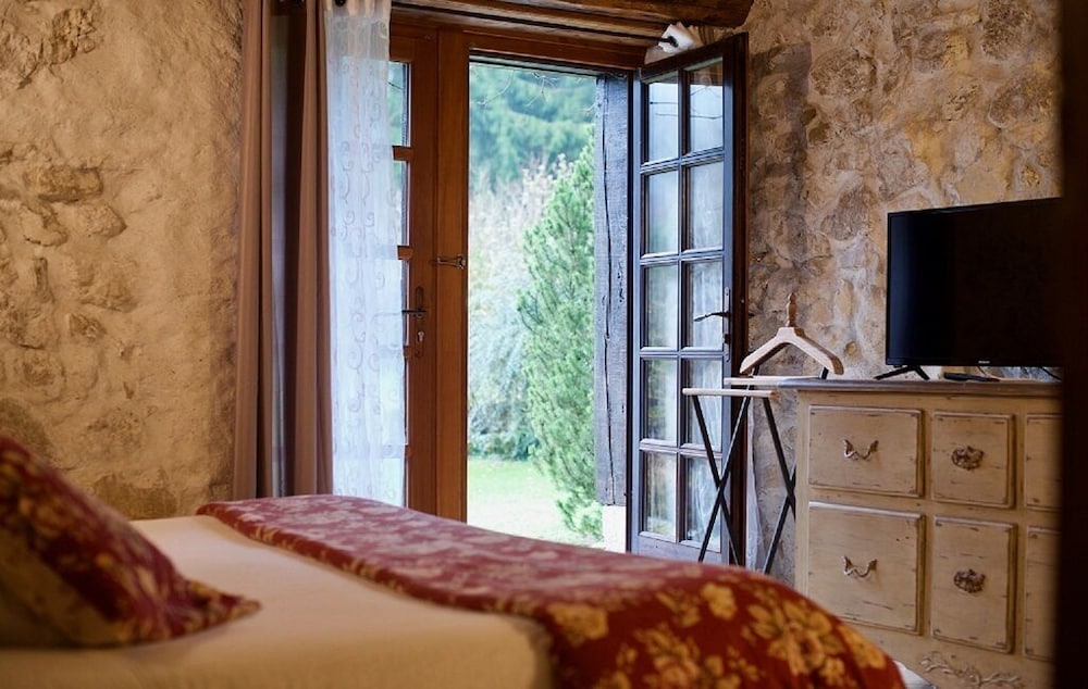 Double or Twin Room, Terrace (Colchique) photo 3
