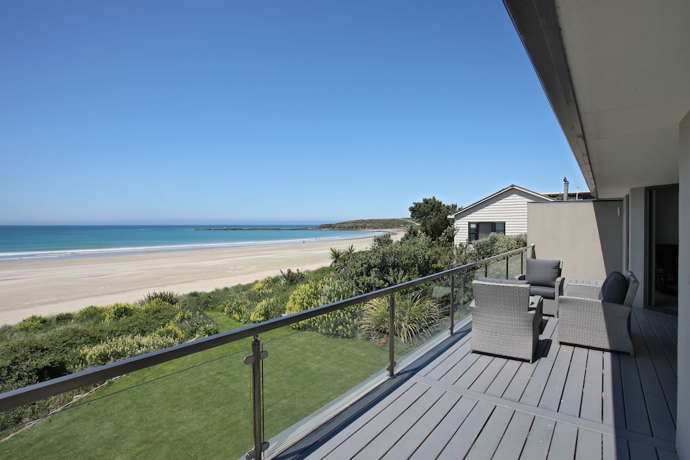 Executive Apartment, Beach View photo 2