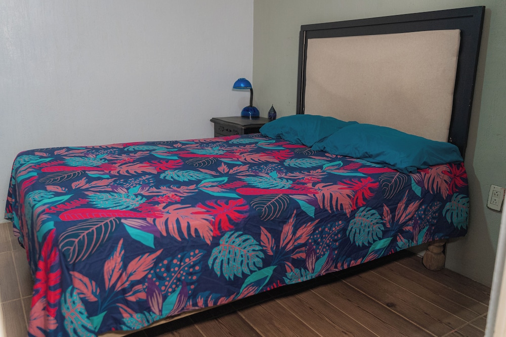 Basic House, 2 Bedrooms, Non Smoking photo 1