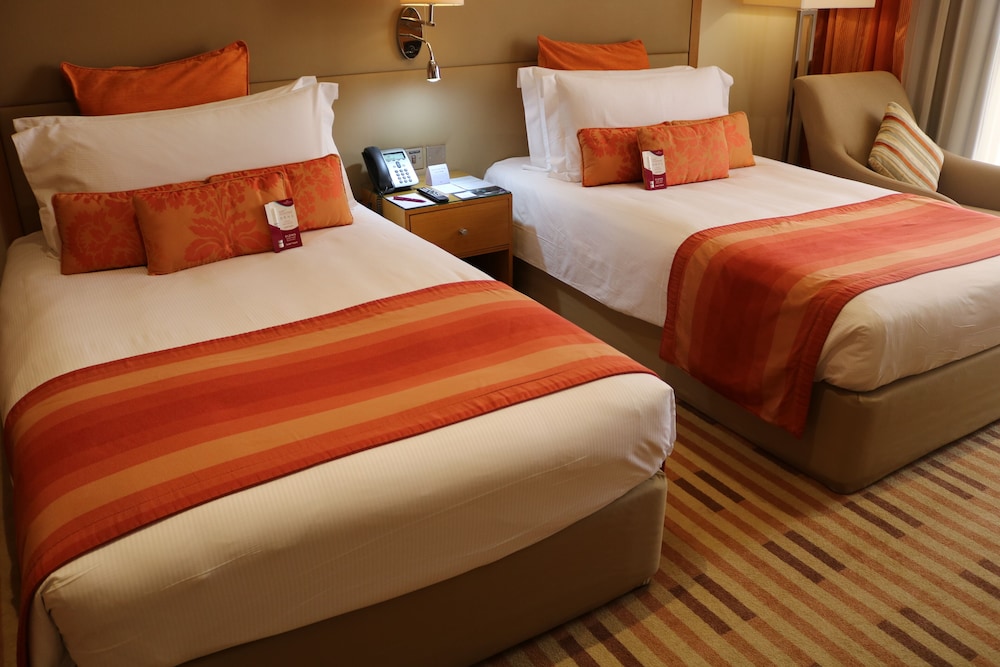 Standard Room, 2 Twin Beds, Balcony - Photo 13