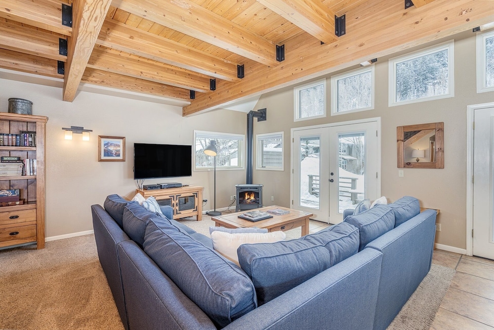 Condo, 4 Bedrooms
