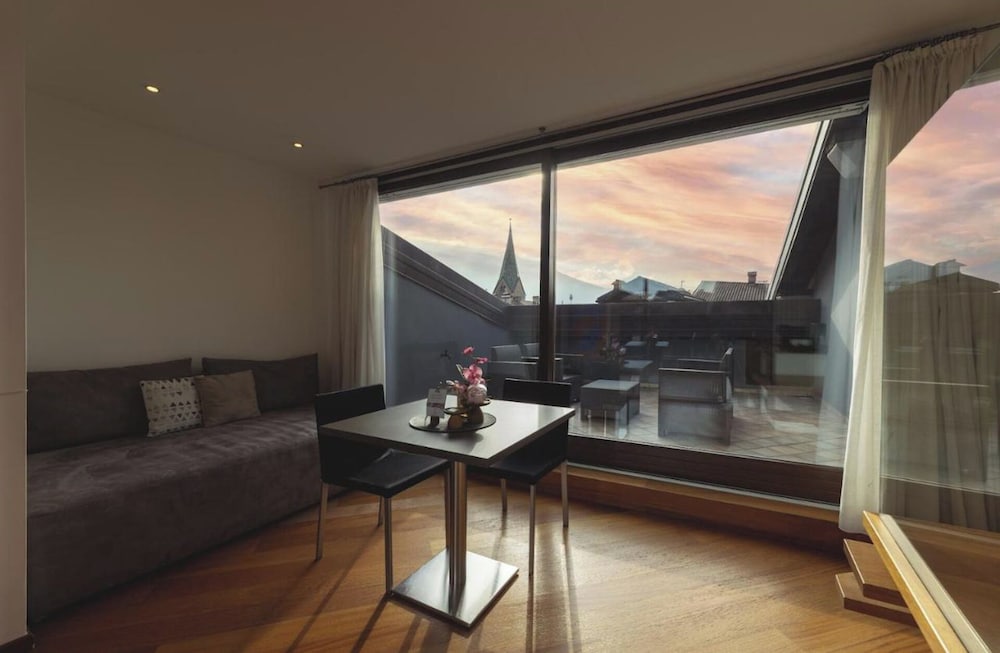 Superior Room, City View