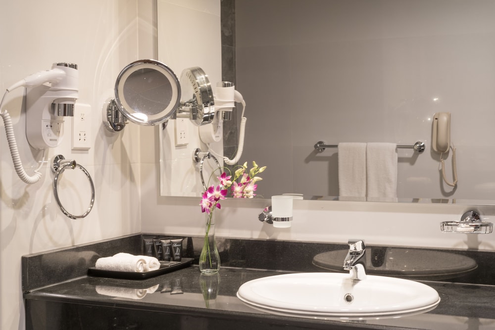 2 Twin Beds, Deluxe Room, City View photo 2