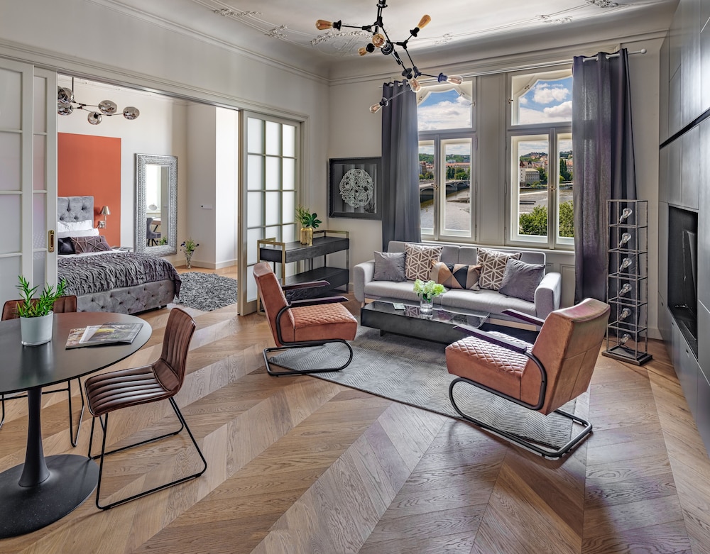 Apartment, 2 Bedrooms, Balcony