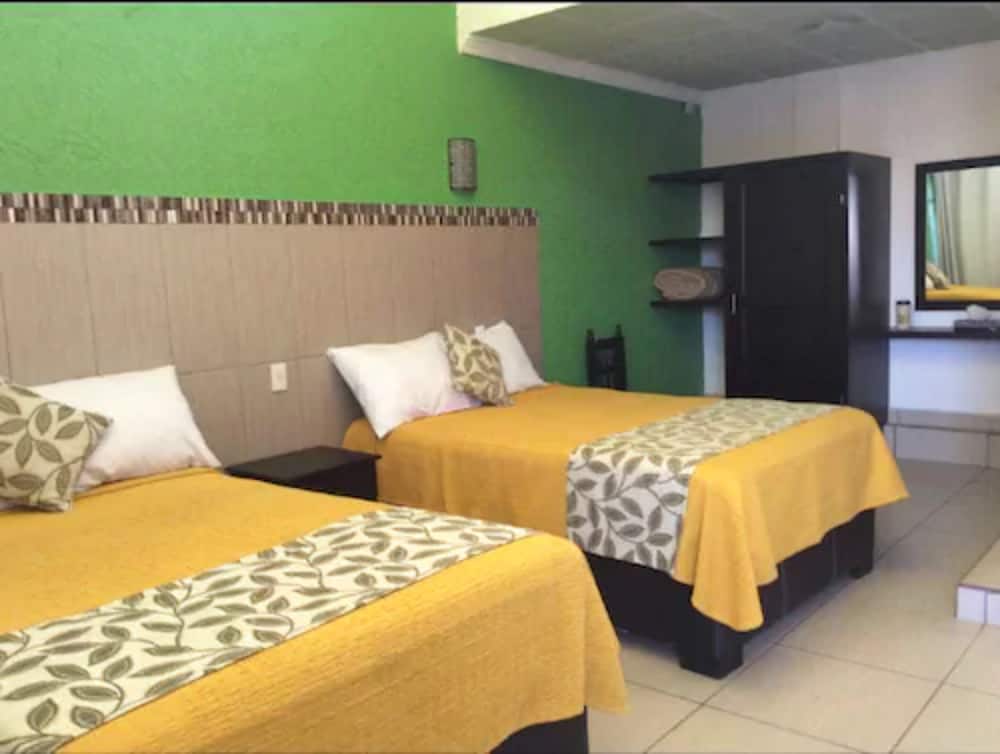 Twin Room photo 2