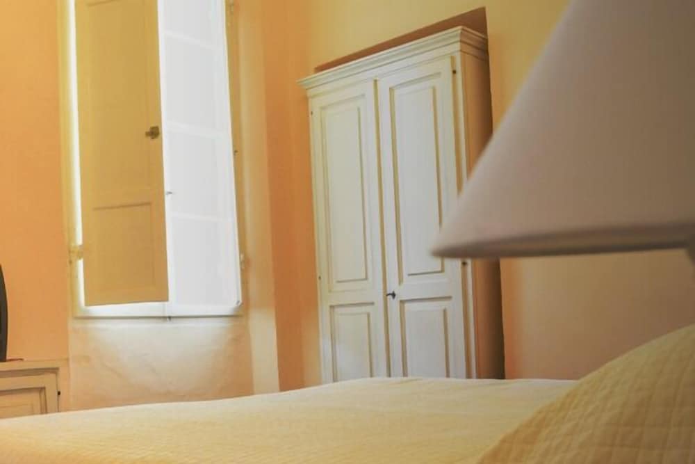 Twin Room, Shared Bathroom