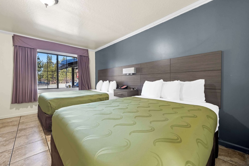 Room, 2 Queen Beds, Accessible, Non Smoking - Photo 5