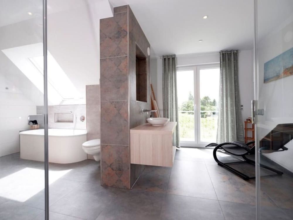 House photo 2