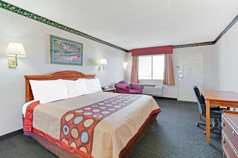 Room, Accessible - Photo 1