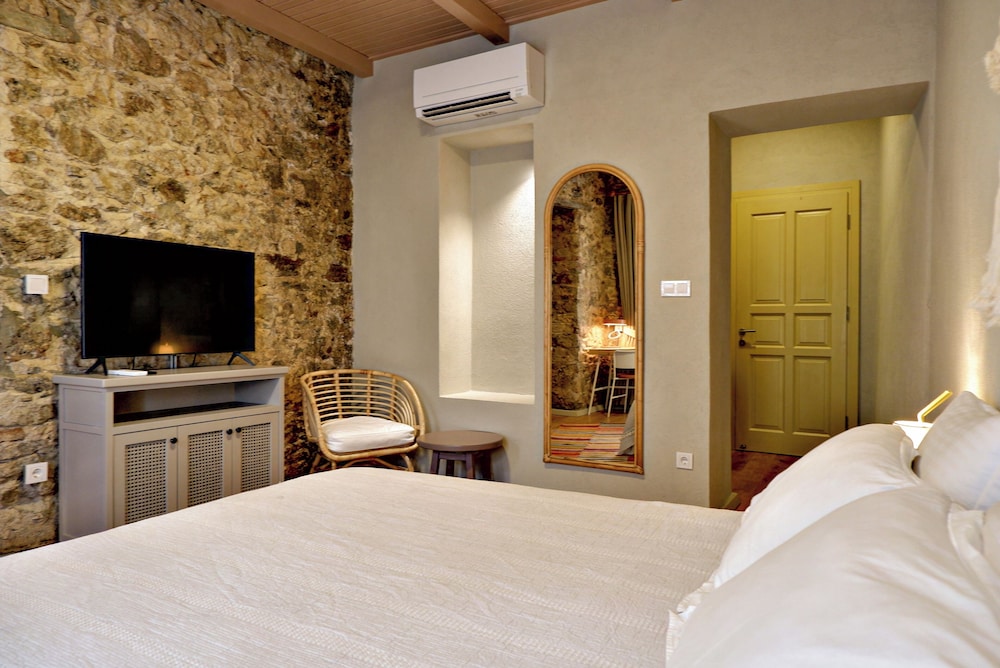 Deluxe Double Room, 1 Double Bed - Photo 14