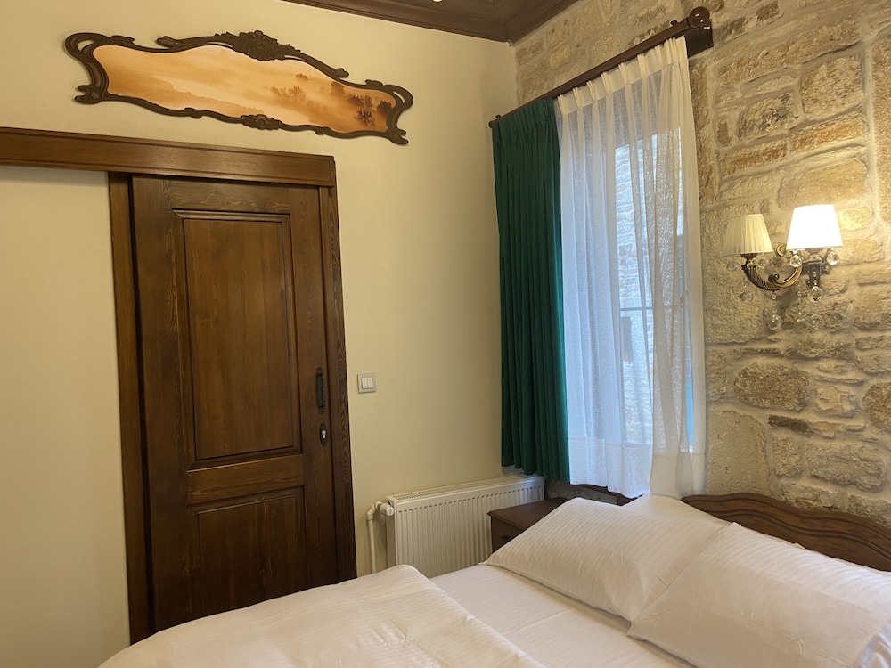 Business Double Room - Photo 12