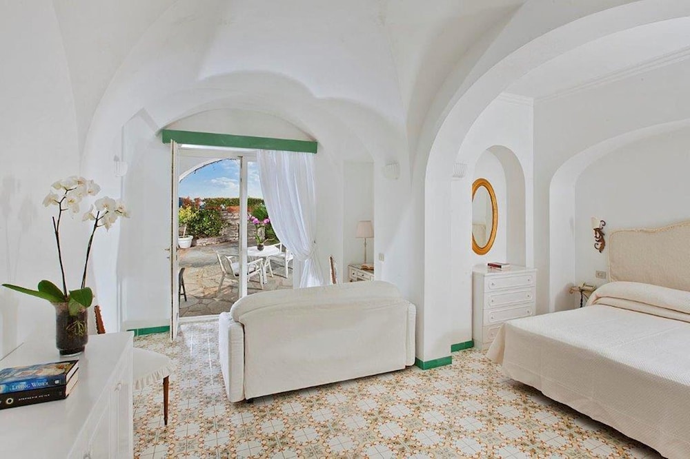 Junior Suite, Terrace, Garden View - Photo 2