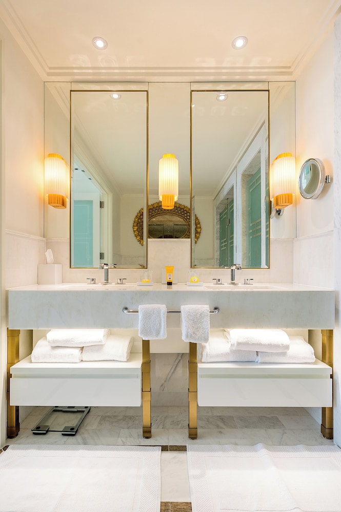 Room, 1 Bedroom, Ocean View (residence, 1 King Bed, Esat Tower)