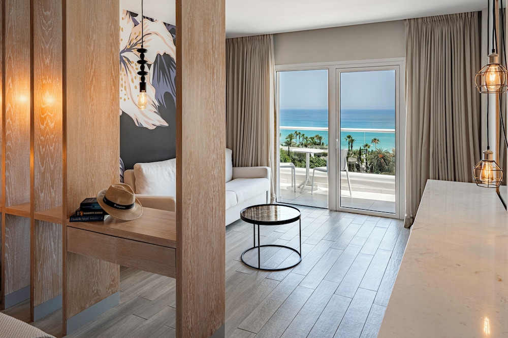 Junior Suite - Limited Sea View photo 2