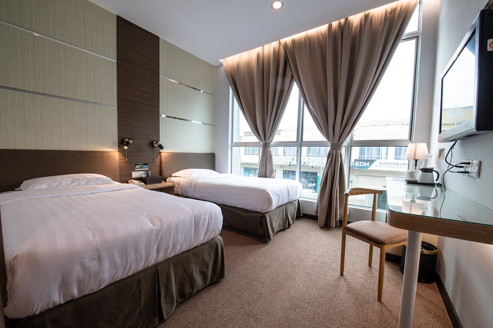 Deluxe Twin Room photo 2