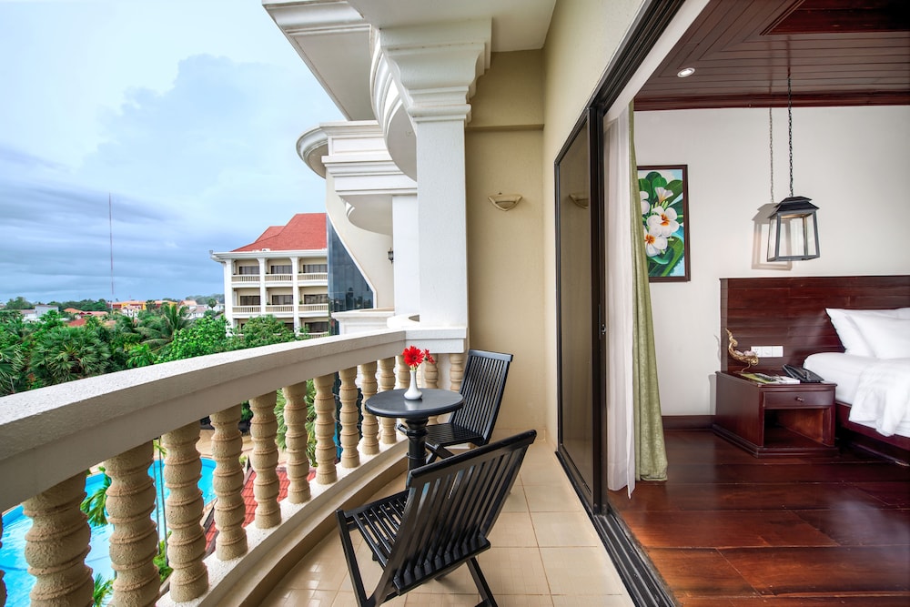 Deluxe Double Room - Photo 7