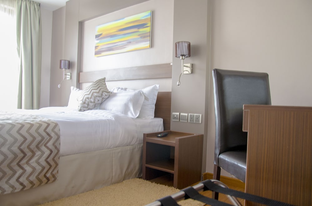 Superior Suites