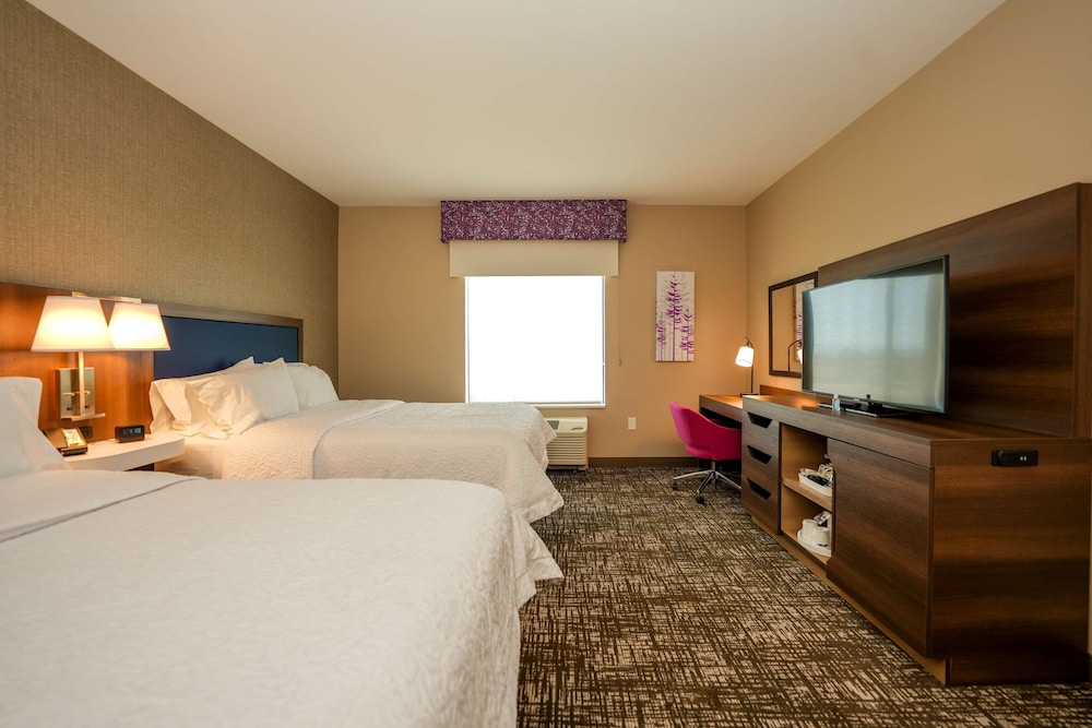 Room, 1 Queen Bed, Accessible - Photo 5
