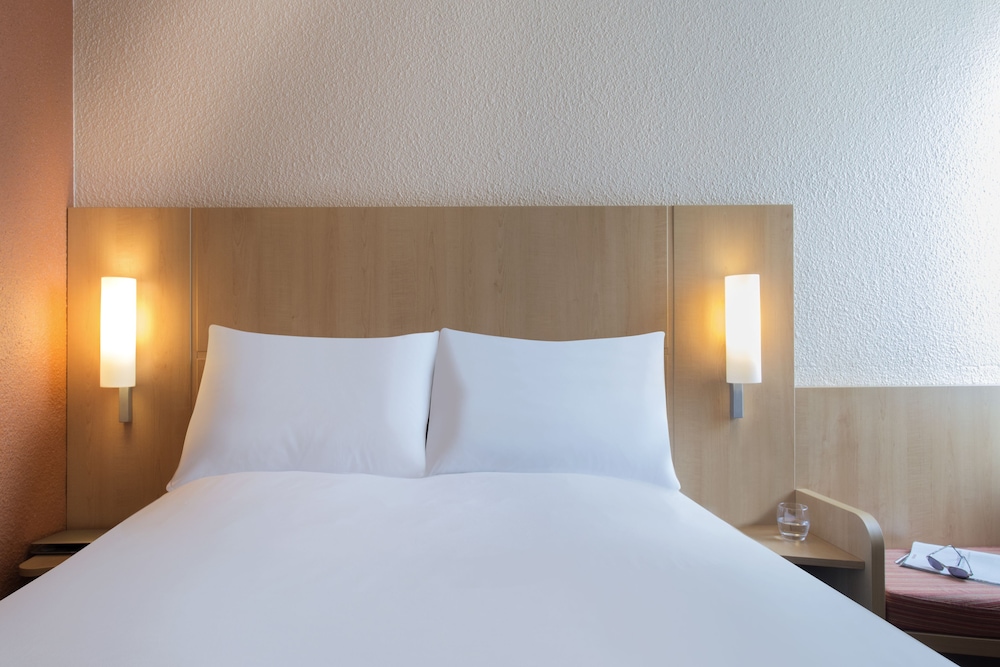 Standard Room, 1 Double Bed - Photo 4