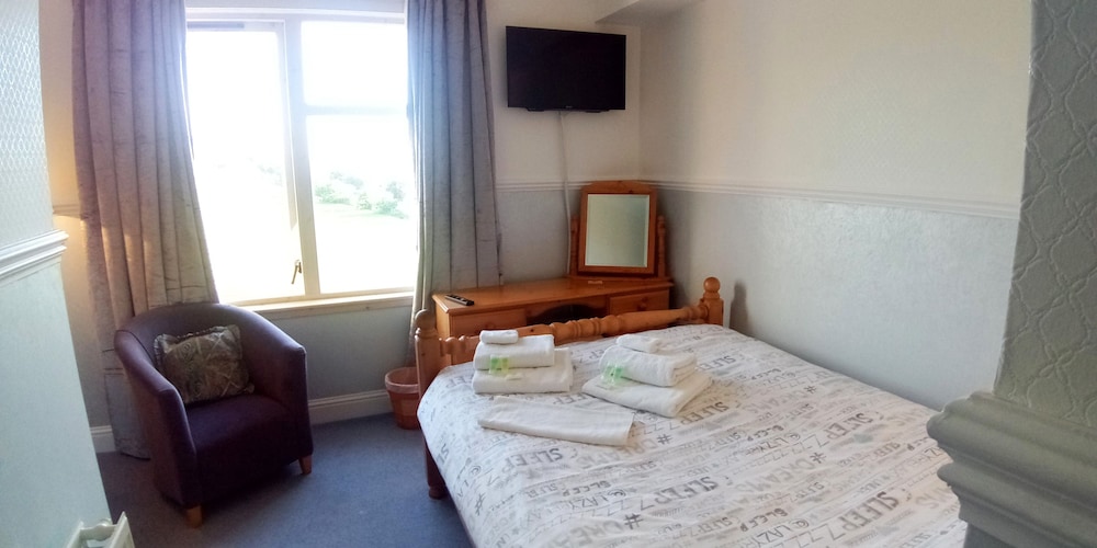 Economy Double Room, Private Bathroom photo 1