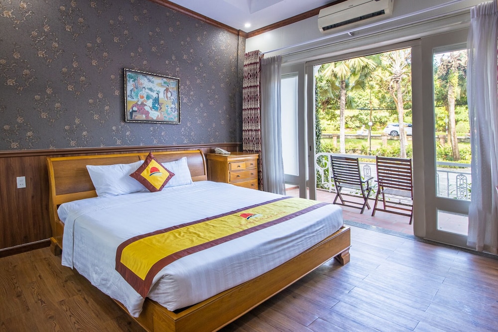 Deluxe Double or Twin Room, City View - Photo 1