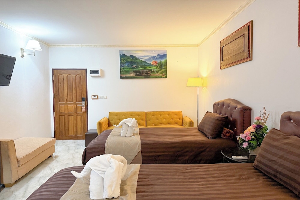 Superior Twin Room - Photo 7