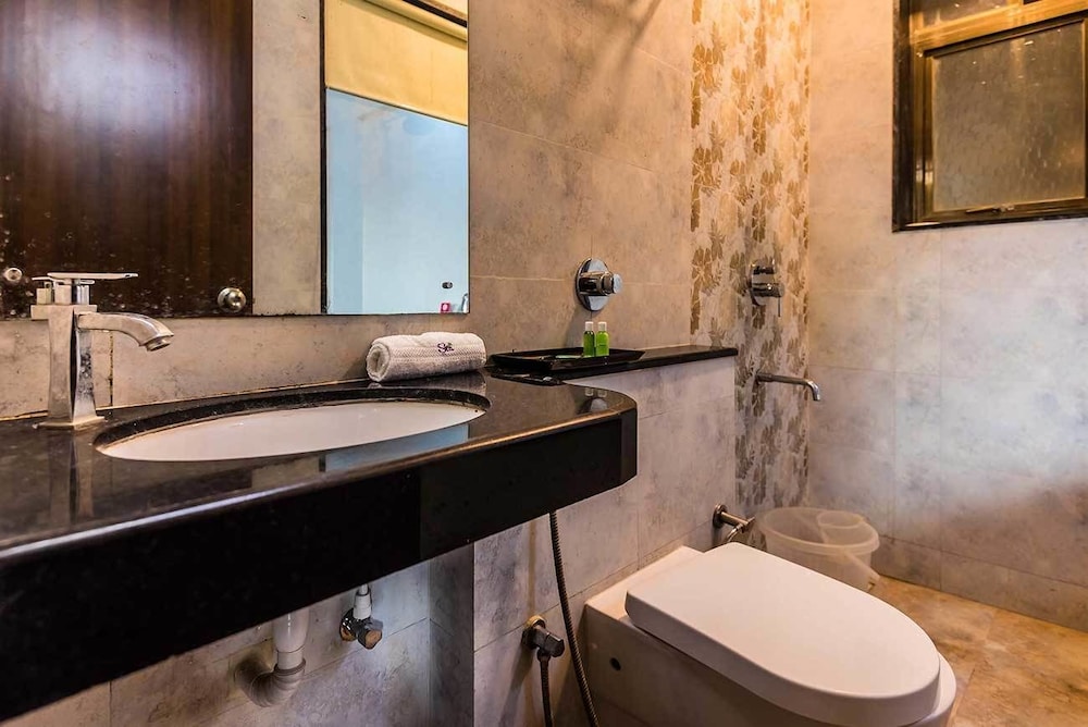 Grand Villa, 1 Double Bed, Non Smoking photo 2