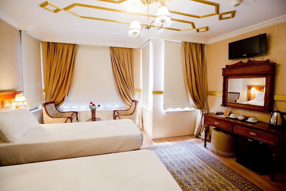Standard Double or Twin Room, 2 Bedrooms, Garden View photo 3