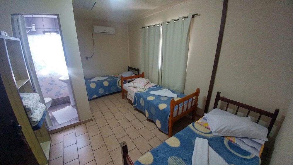 Triple Room, 3 Twin Beds photo 1