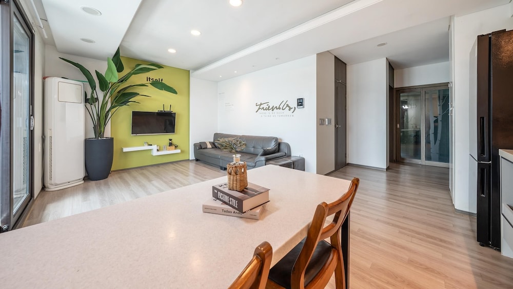Basic Room, 1 Bedroom (201) - Photo 6