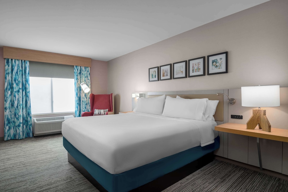 Junior Suite, Accessible, Microwave (Mobility and Hearing) - Photo 3