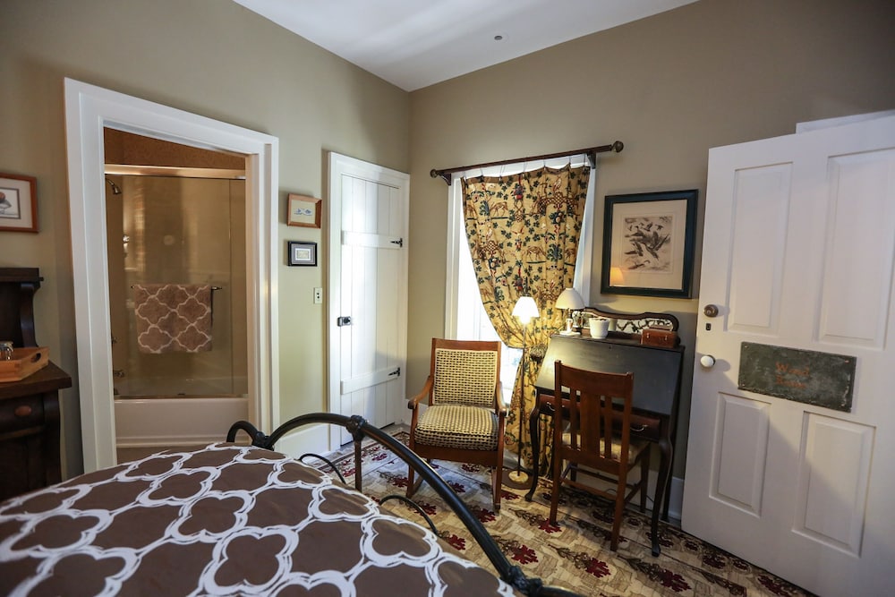 Traditional Double Room, 1 Double Bed, Non Smoking, Courtyard View photo 2