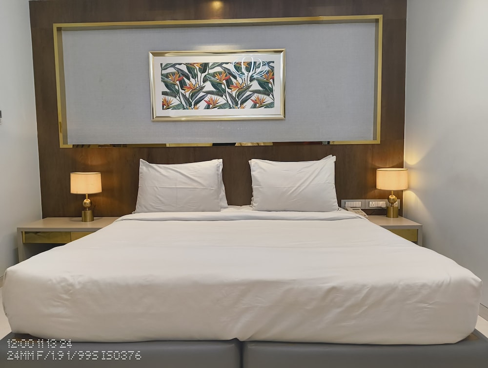 Super Deluxe Room - Photo 1