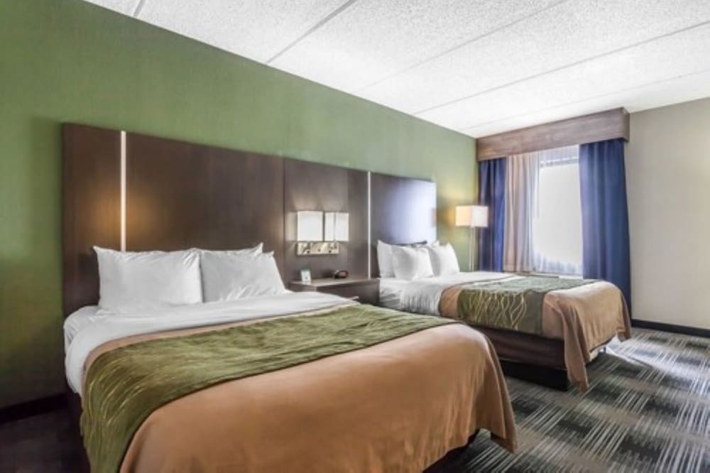 Standard Room, 2 Queen Beds, Non Smoking - Photo 3