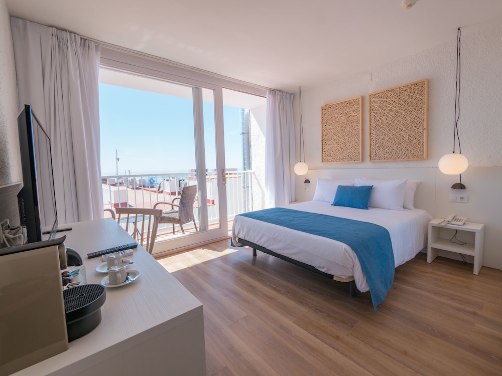 Premium Double Room, Balcony, Partial Sea View