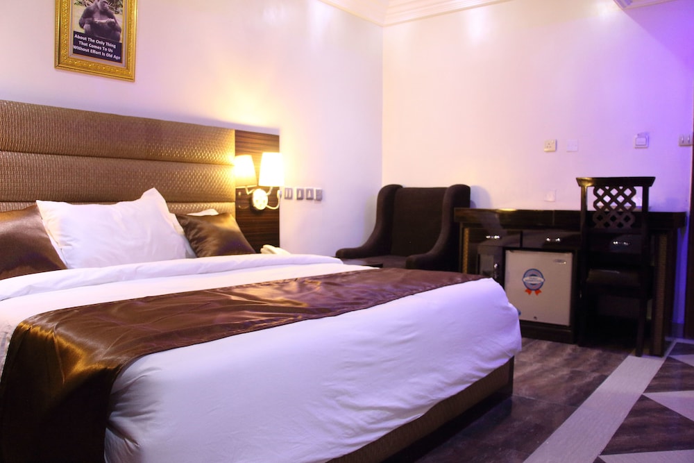 Honeymoon Room photo 3