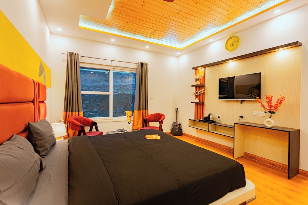 Deluxe Double Room photo 2