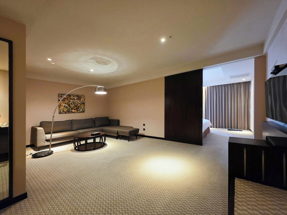 Deluxe Studio Suite, 2 Queen Beds