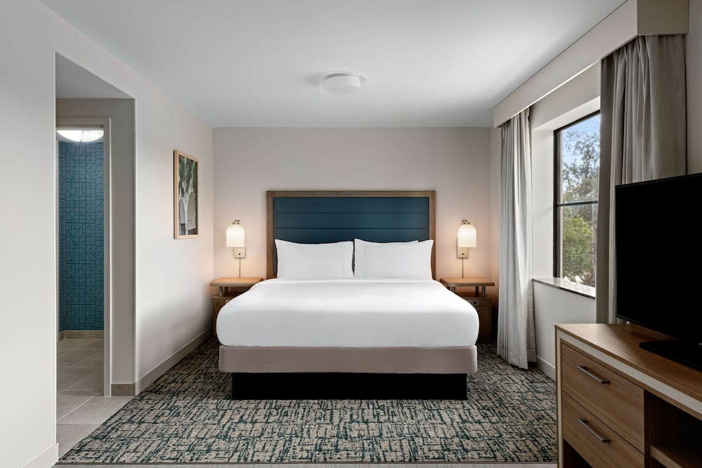 Suite, Accessible, Non Smoking - Photo 1