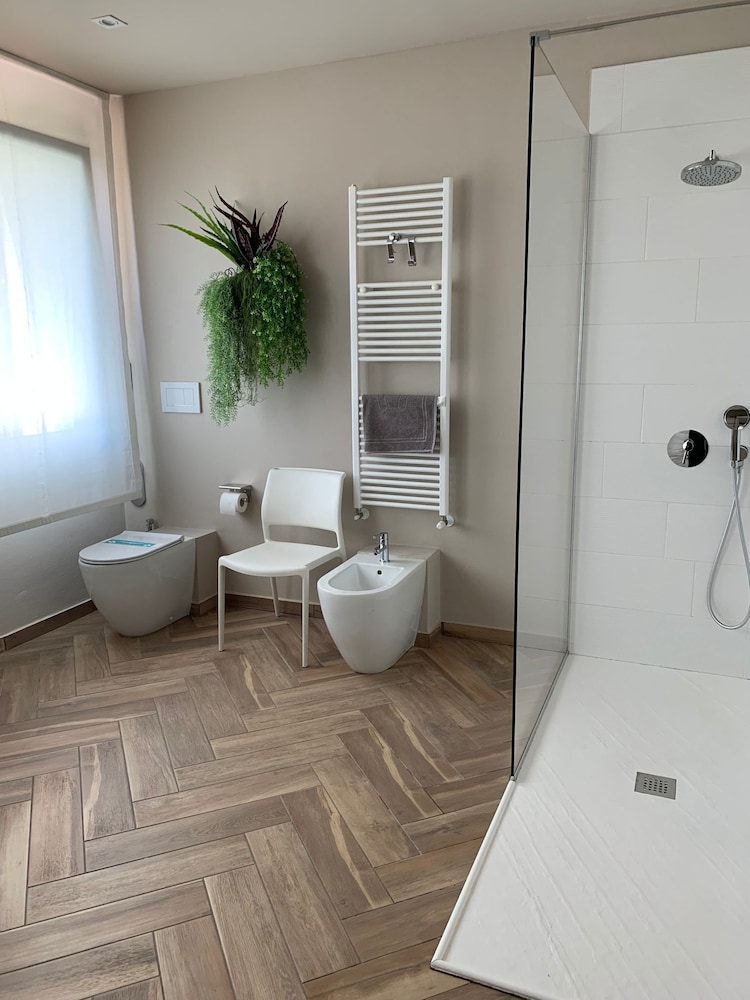 Superior Double Room, 1 Bedroom, Accessible, Lake View photo 3