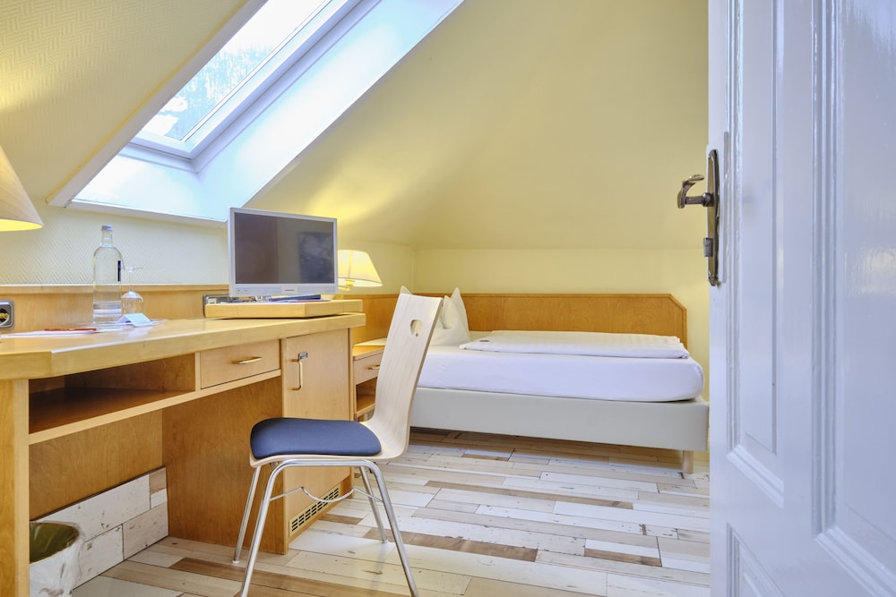 Single Room photo 1