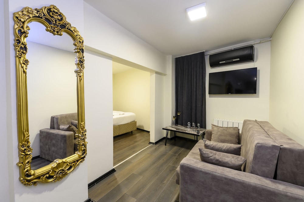 Classic Triple Room photo 1